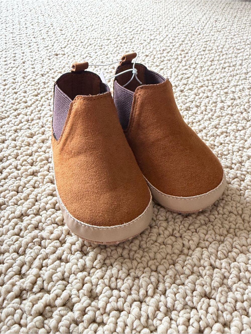Old Navy Baby Chelsea Boots in Chestnut Brown